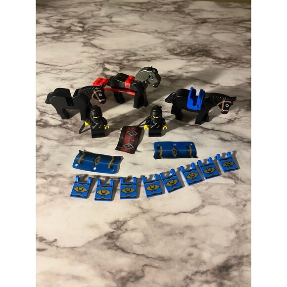 Lego Knights & Ninjas Parts & Pieces - Picture 1 of 8